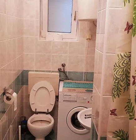 Bjanka 아파트 *