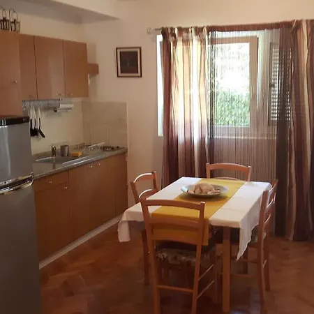 Apartment Bjanka Pakoštane